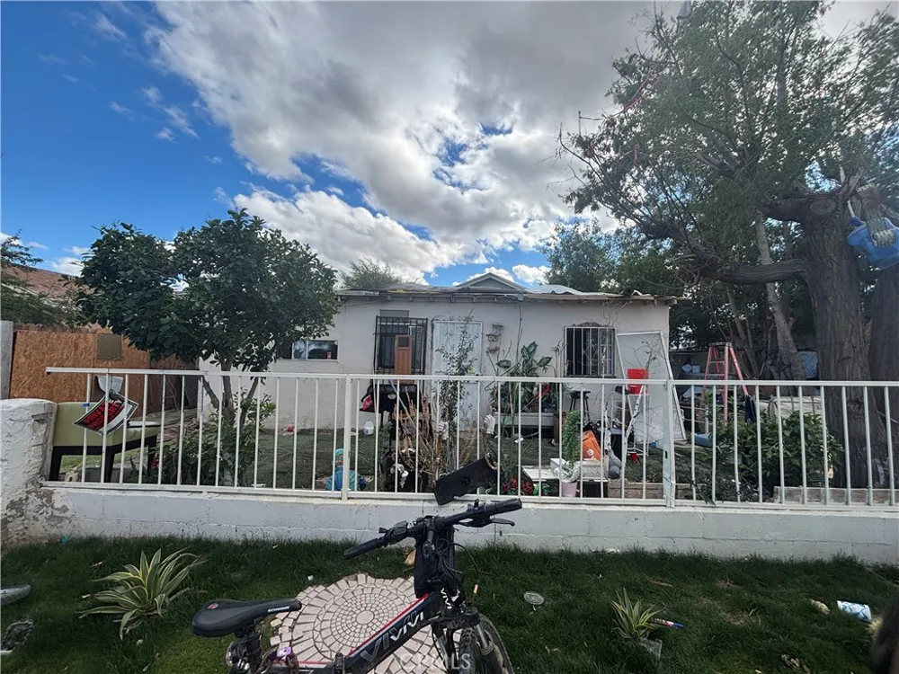 84023 Lingayan Avenue Indio, CA 92201