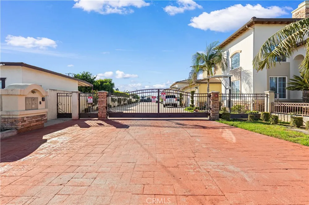 5215 Buffington El Monte, CA 91732