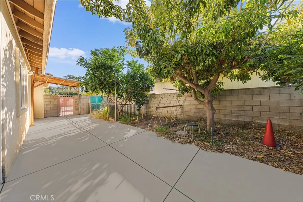 5215 Buffington El Monte, CA 91732