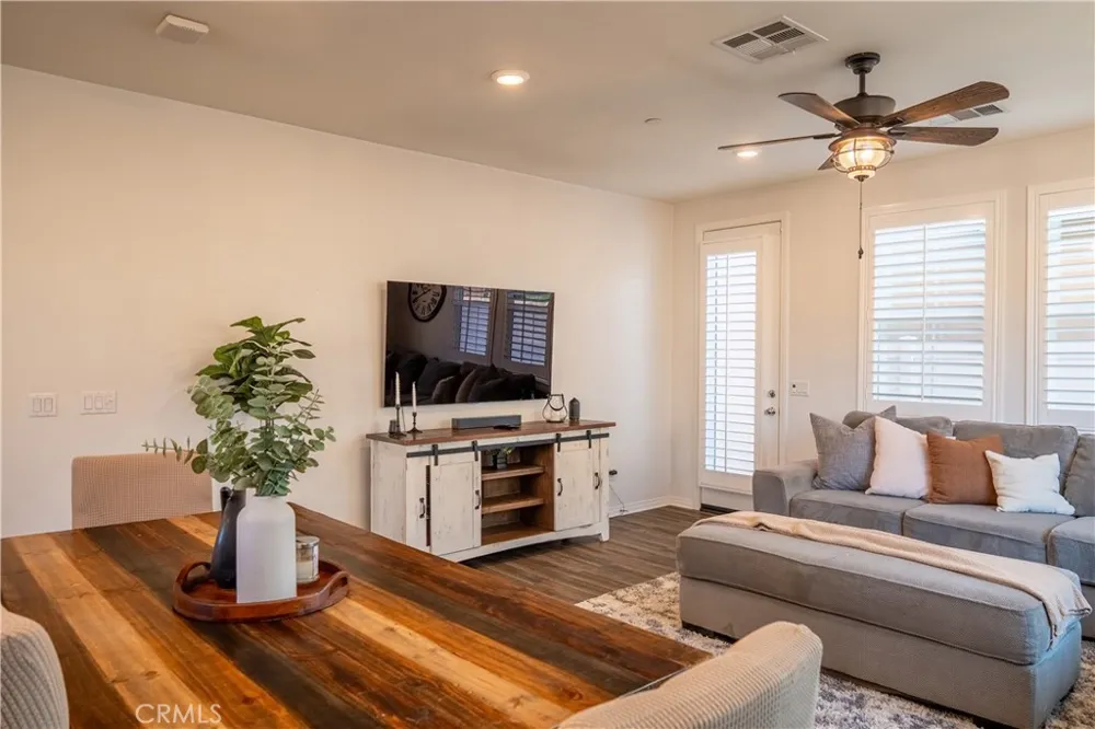 7927 Griffith Peak Riverside, CA 92507