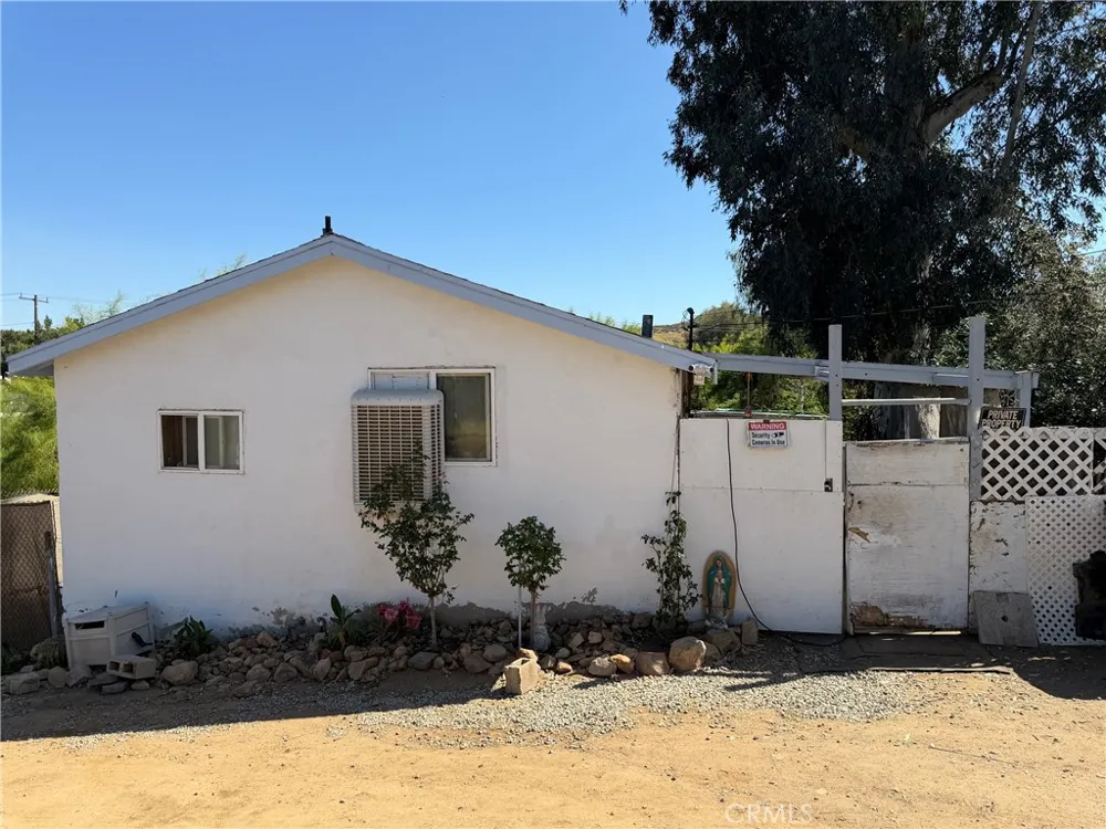 23563 Lodge Drive Canyon Lake, CA 92587