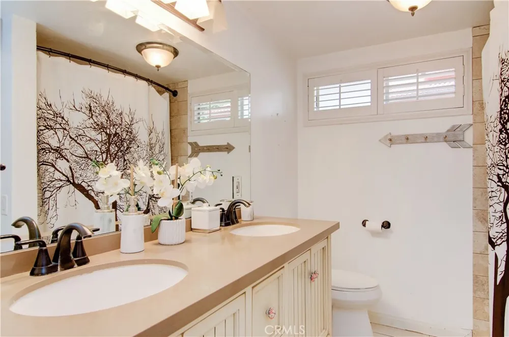 11445 Orange Park Boulevard Orange, CA 92869