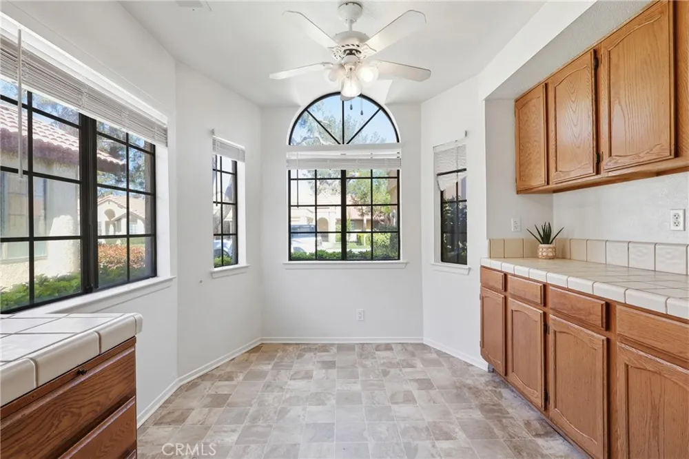 19077 Elm Apple Valley, CA 92308