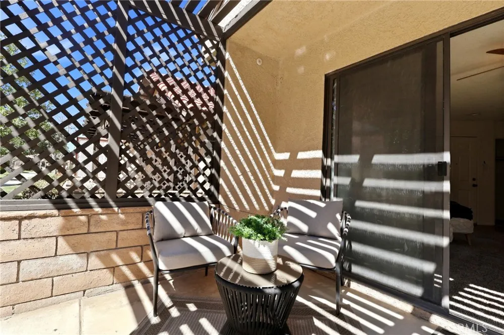 19077 Elm Apple Valley, CA 92308