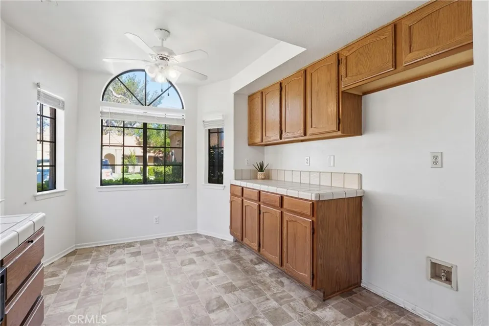 19077 Elm Apple Valley, CA 92308