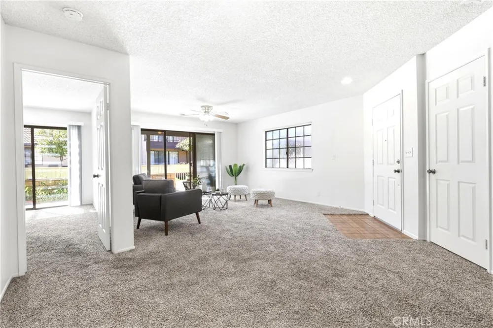 19077 Elm Apple Valley, CA 92308