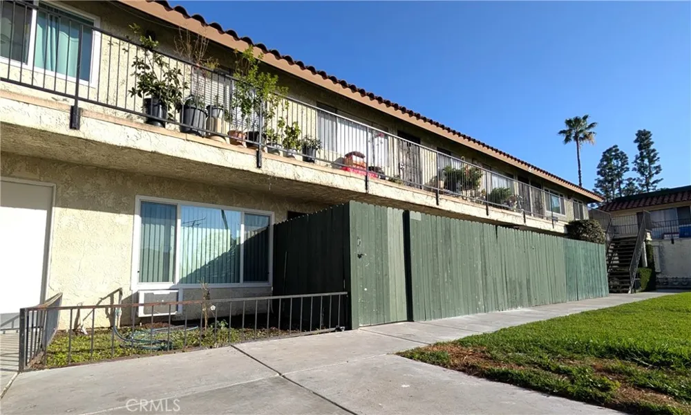 1422 Peckham Street #A Fullerton, CA 92833