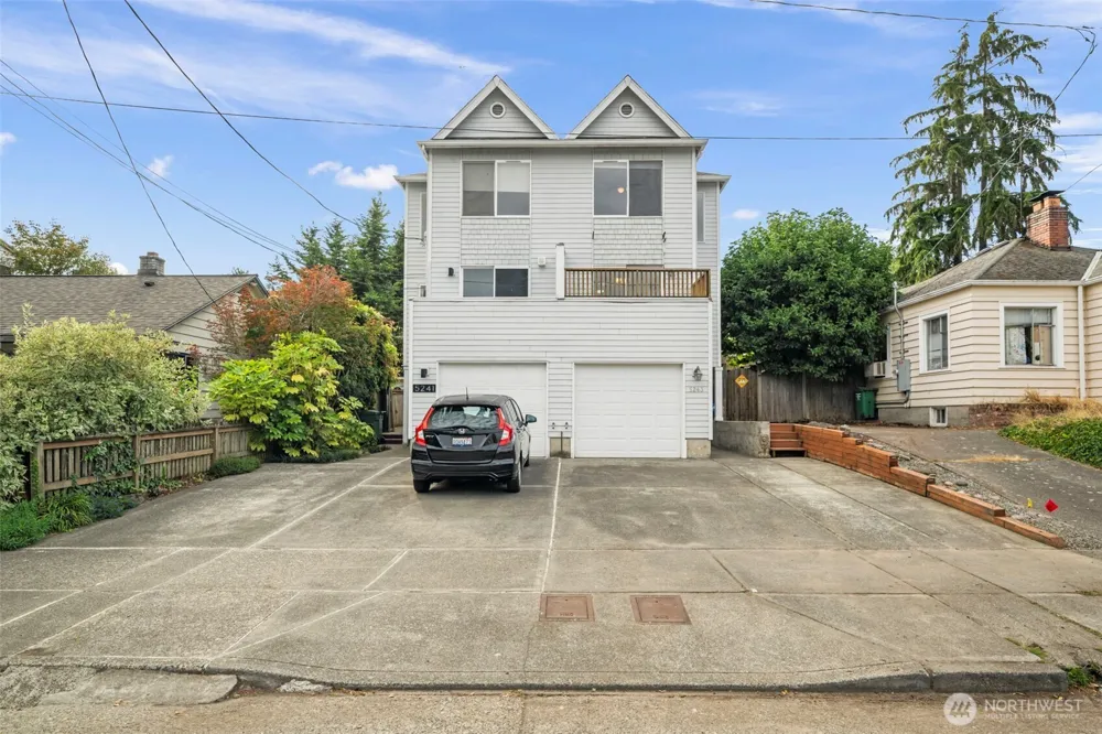 5243 40th Avenue NE Seattle, WA 98105