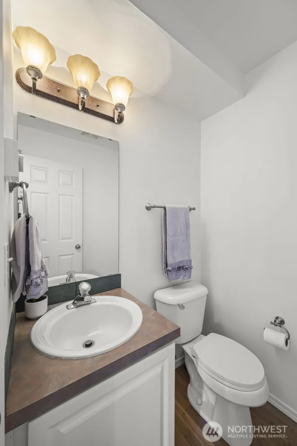5243 40th Avenue NE Seattle, WA 98105
