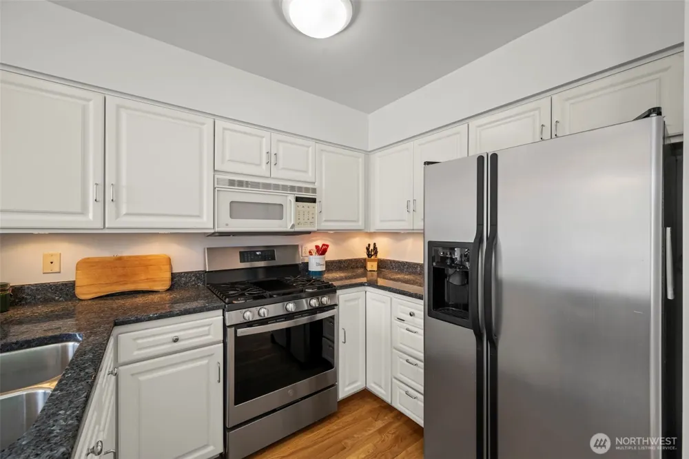 5243 40th Avenue NE Seattle, WA 98105