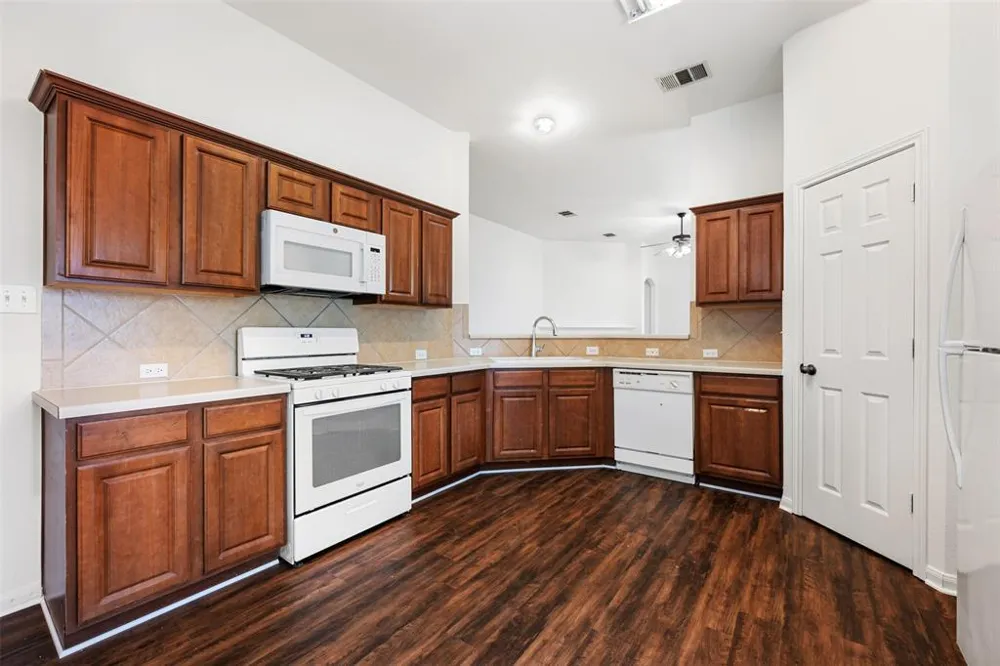 10936 Furrow Hill Drive Austin, TX 78754