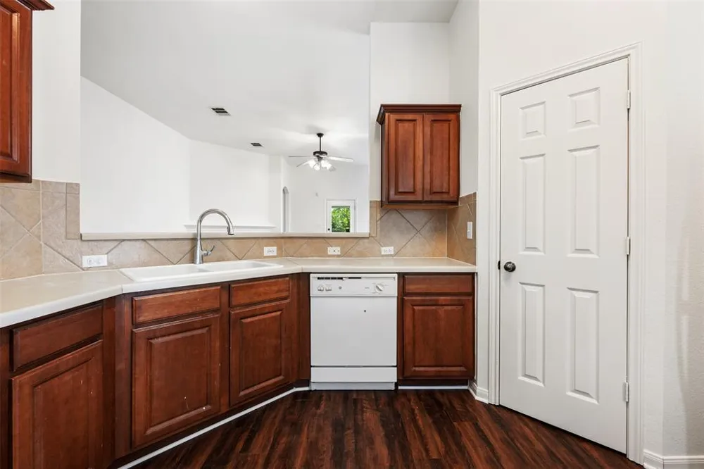 10936 Furrow Hill Drive Austin, TX 78754