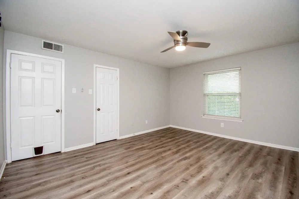 7575 Katy Freeway #92 Houston, TX 77024
