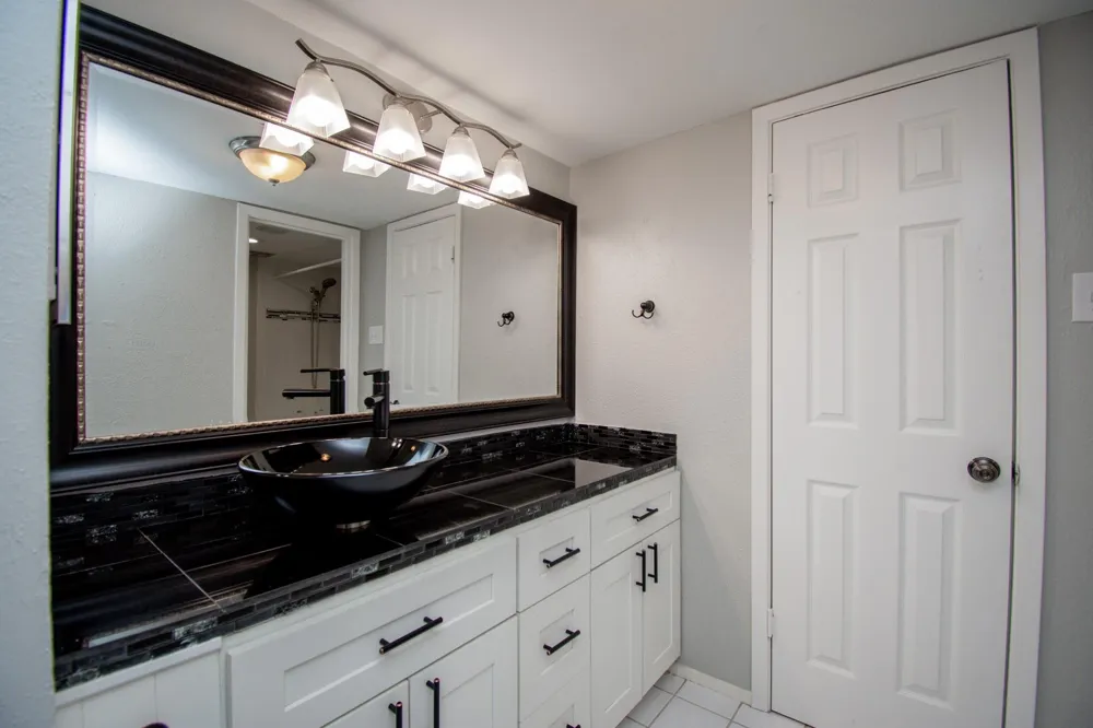 7575 Katy Freeway #92 Houston, TX 77024