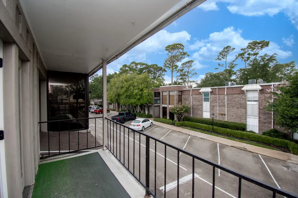 7575 Katy Freeway #92 Houston, TX 77024