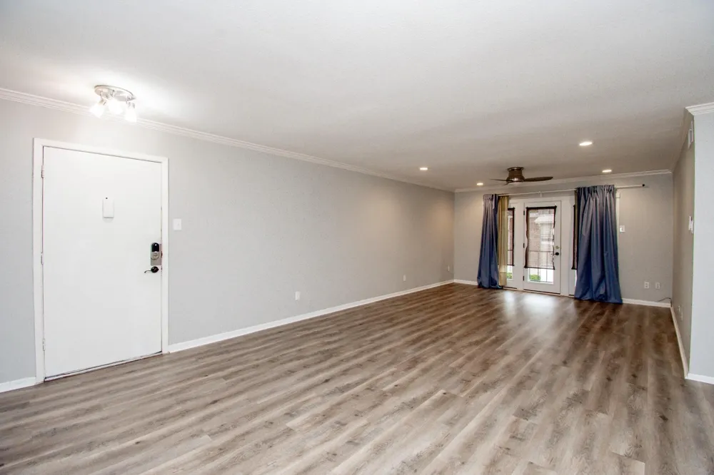 7575 Katy Freeway #92 Houston, TX 77024