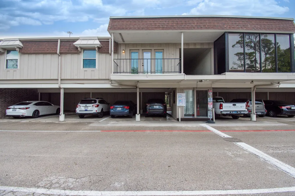 7575 Katy Freeway #92 Houston, TX 77024