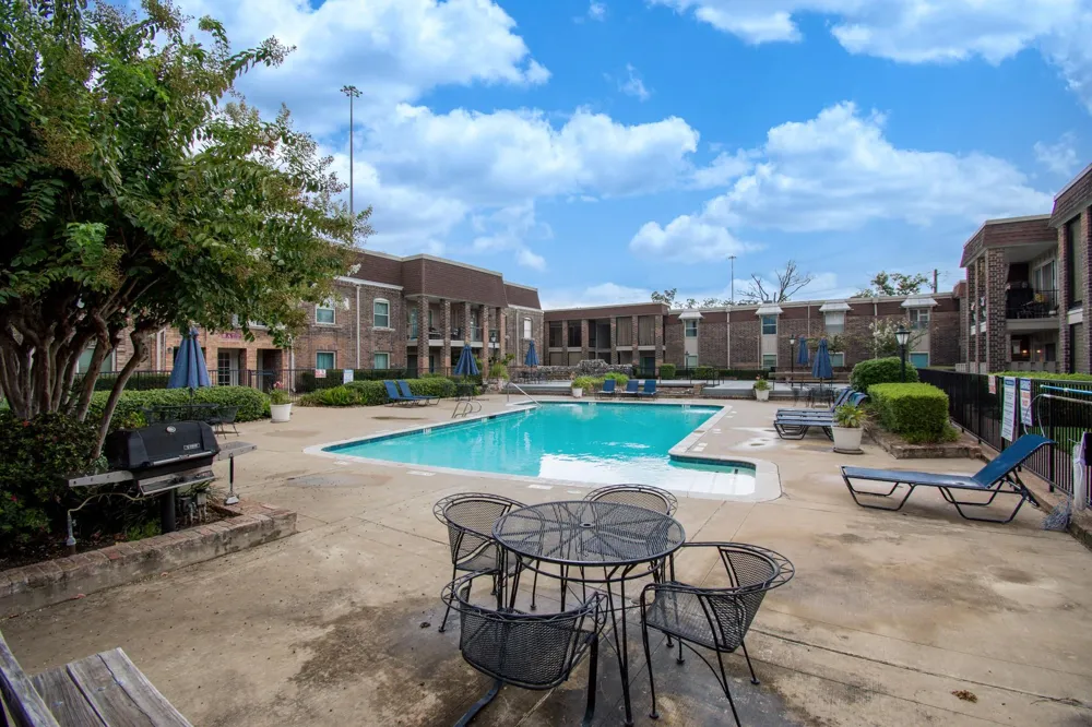 7575 Katy Freeway #92 Houston, TX 77024