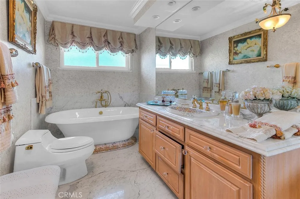 201 E Burke Montebello, CA 90640