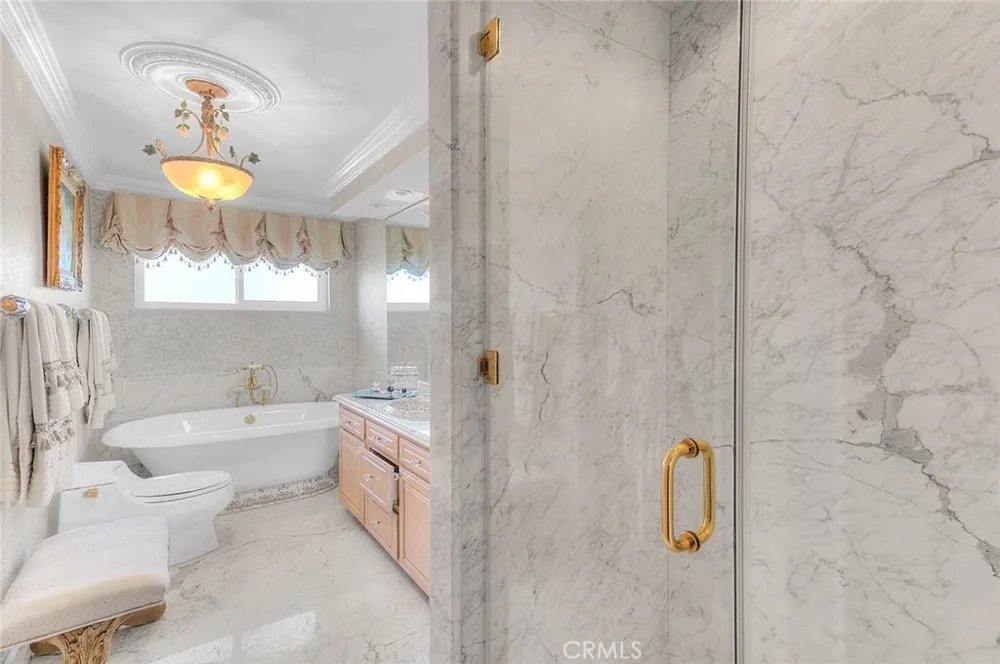 201 E Burke Montebello, CA 90640