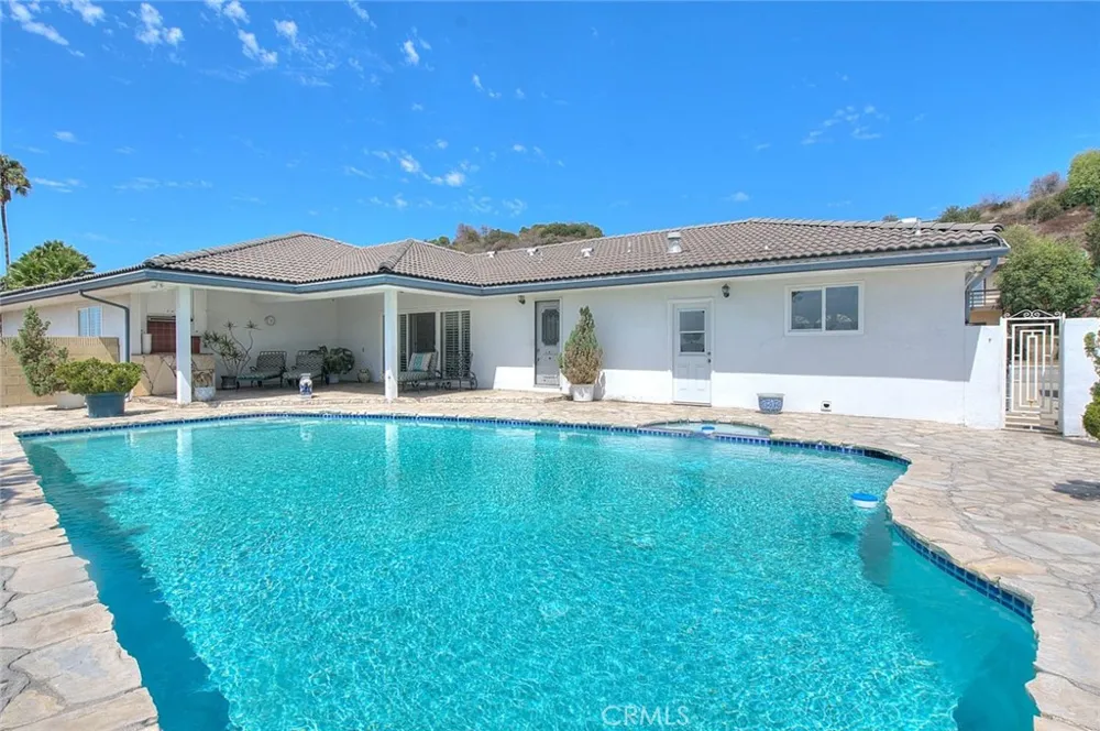 201 E Burke Montebello, CA 90640