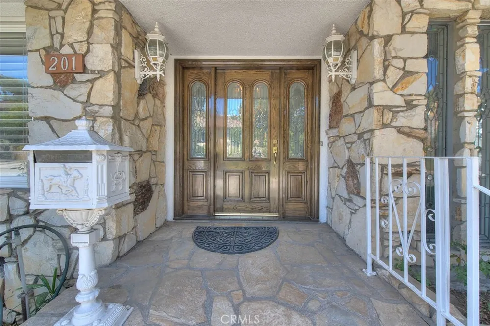 201 E Burke Montebello, CA 90640