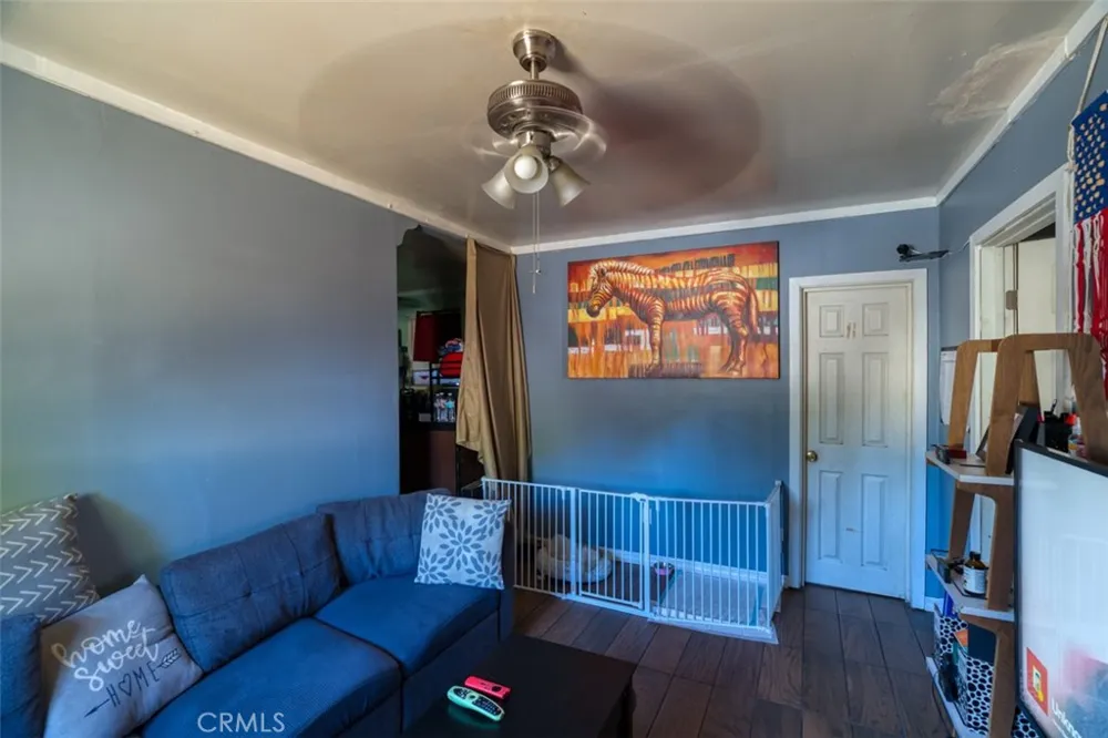 11103 Allegheny Sun Valley, CA 91352