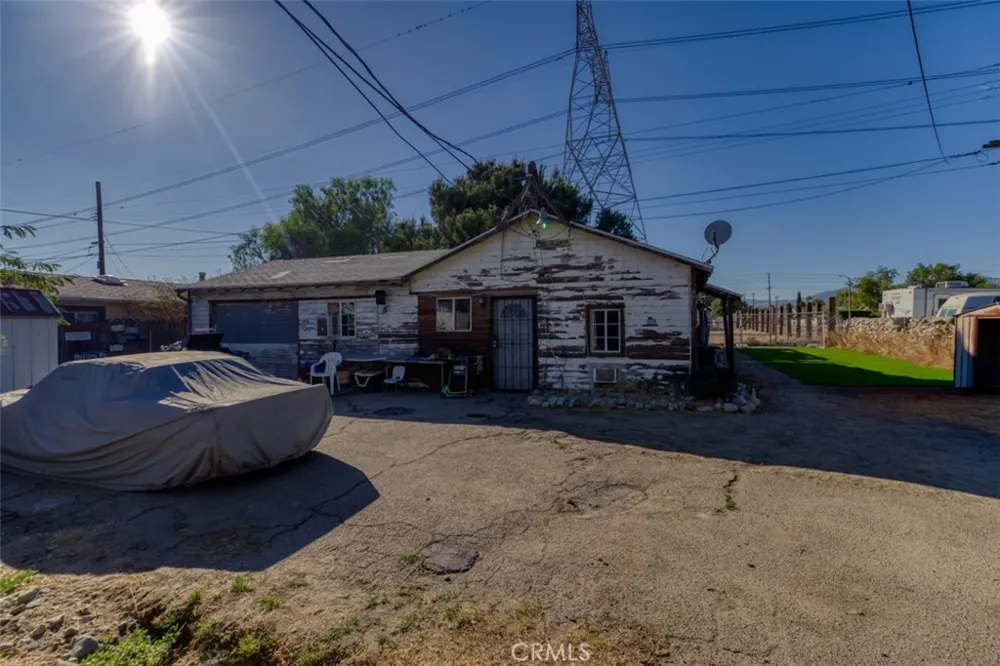 11103 Allegheny Sun Valley, CA 91352