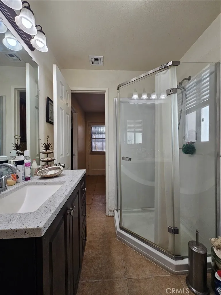 1179 Viceroy Avenue Covina, CA 91722
