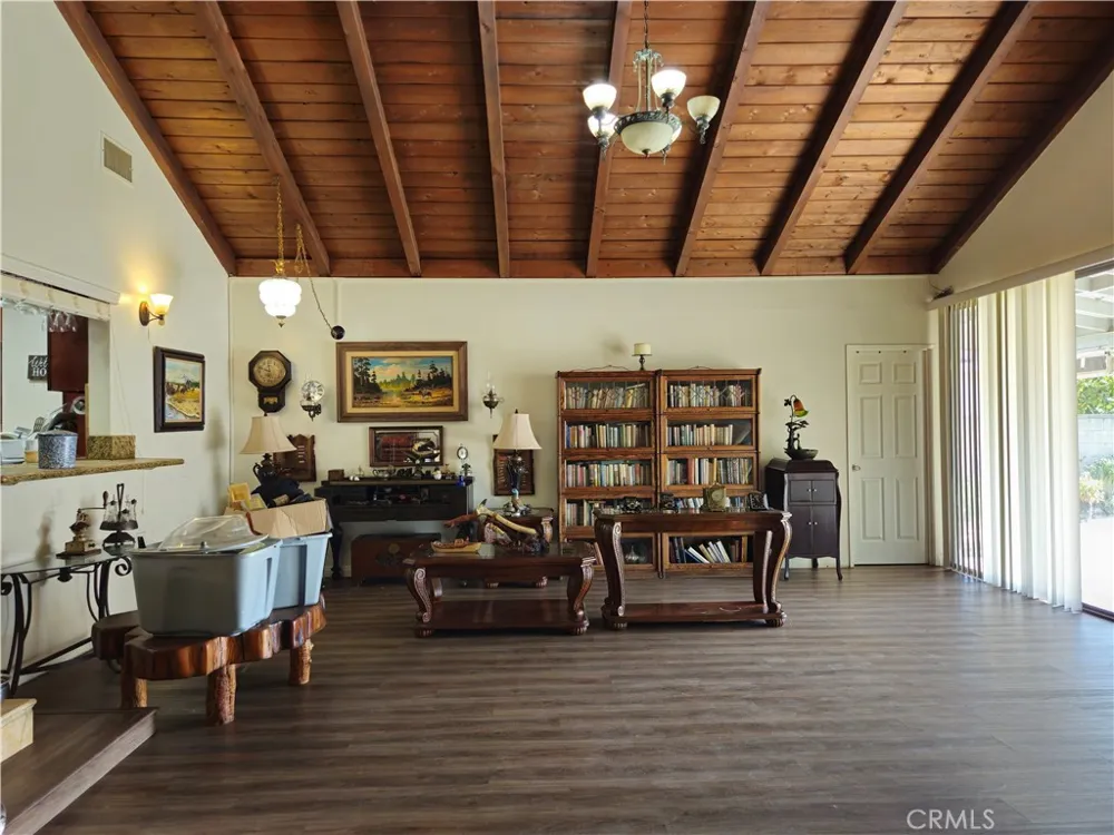 1179 Viceroy Avenue Covina, CA 91722