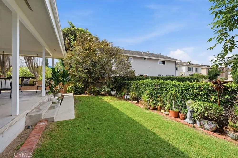 1621 Flower Avenue Torrance, CA 90503