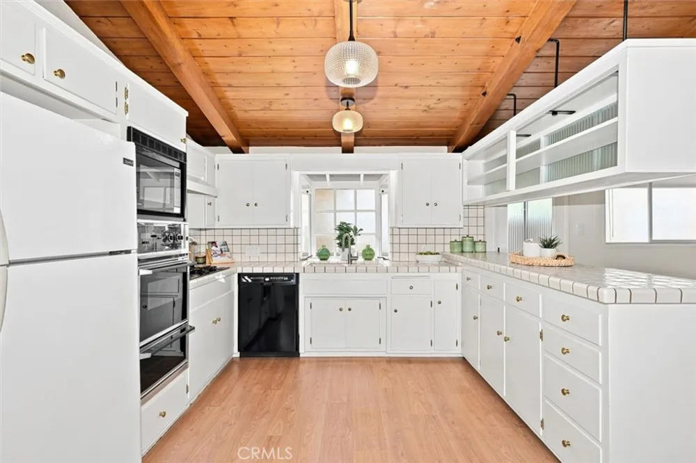 1621 Flower Avenue Torrance, CA 90503