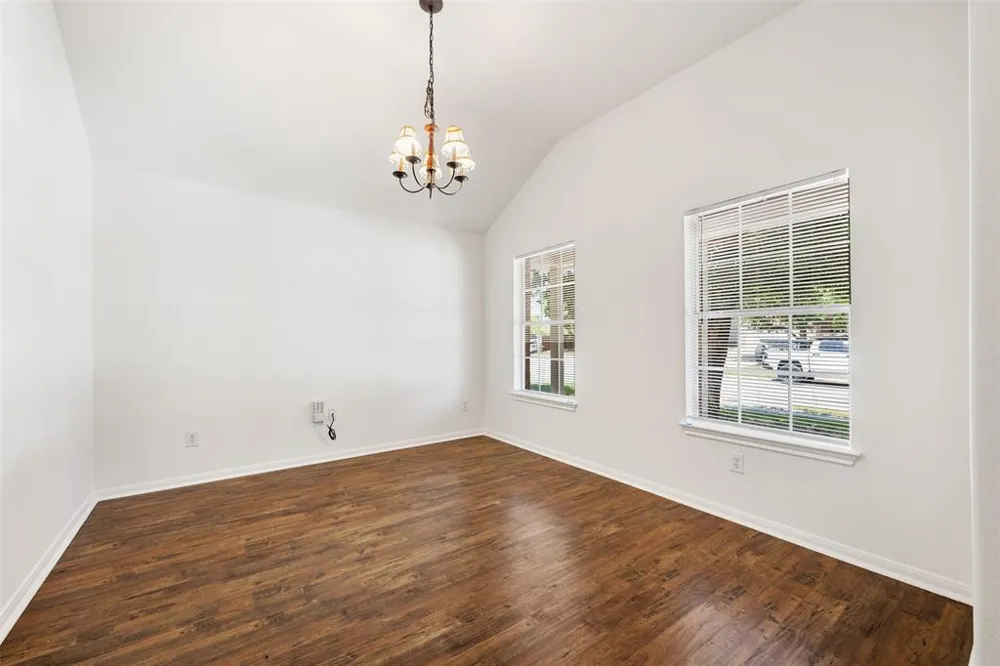 18513 Silent Water Way Pflugerville, TX 78660