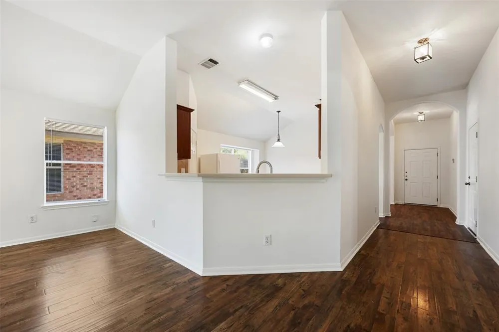 18513 Silent Water Way Pflugerville, TX 78660