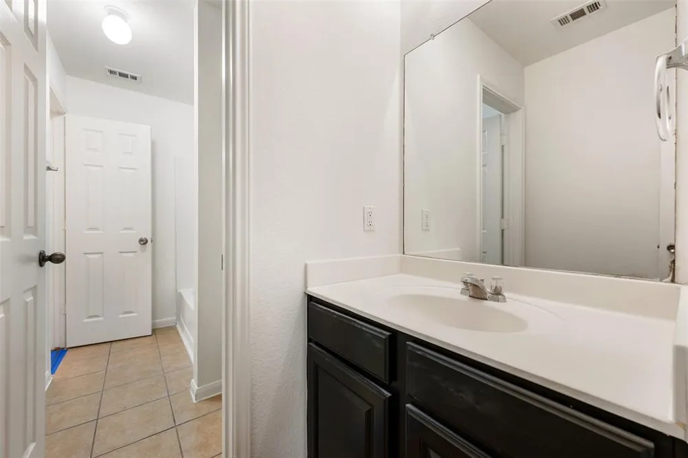 18513 Silent Water Way Pflugerville, TX 78660