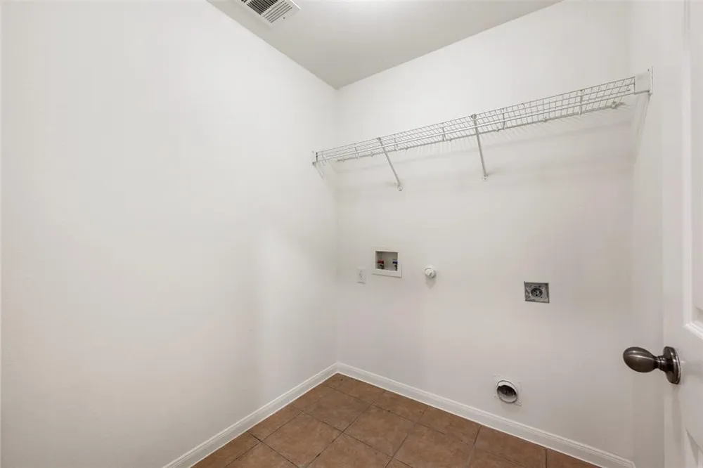 18513 Silent Water Way Pflugerville, TX 78660
