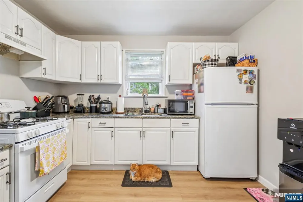 60 Palisade Avenue Emerson, NJ 07630