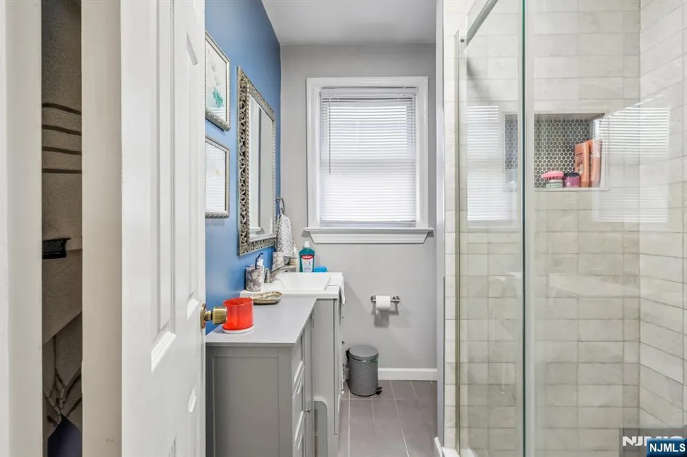 60 Palisade Avenue Emerson, NJ 07630