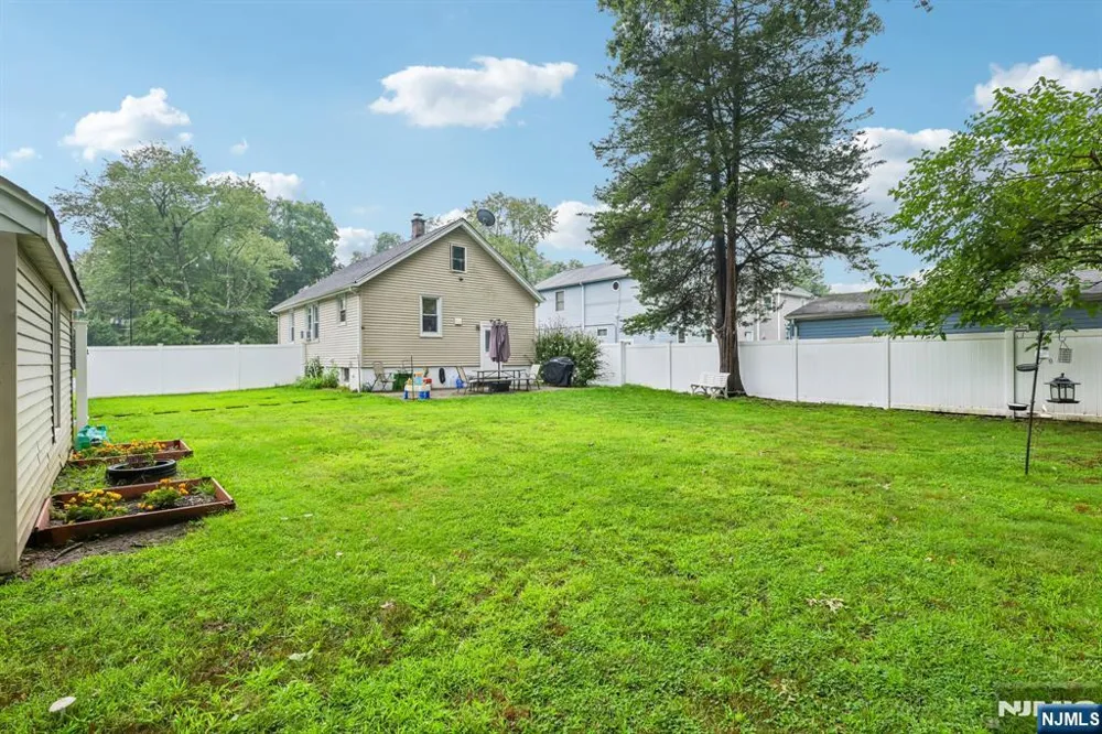 60 Palisade Avenue Emerson, NJ 07630