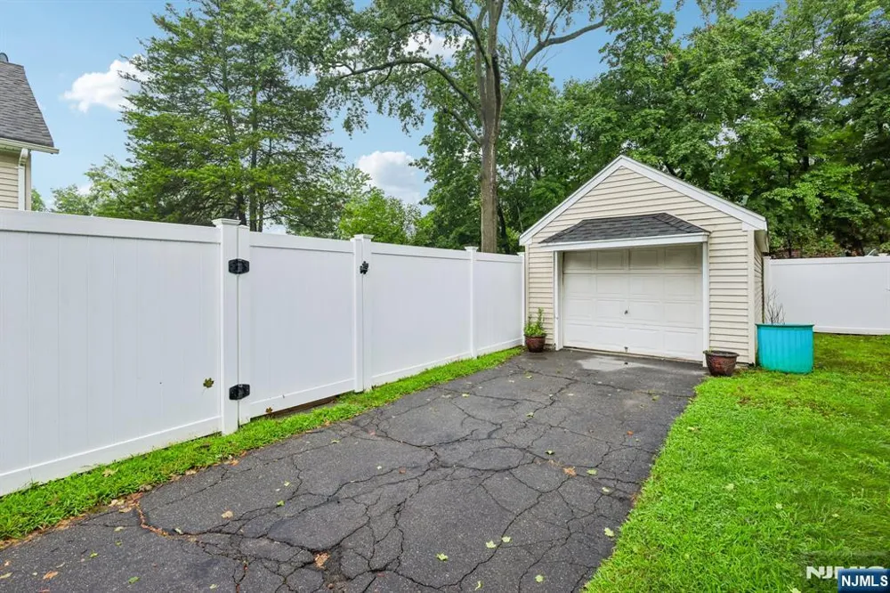 60 Palisade Avenue Emerson, NJ 07630
