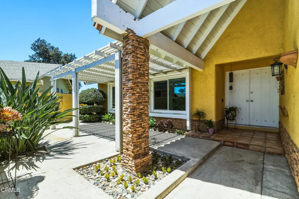 23591 Via Estella Mission Viejo, CA 92691