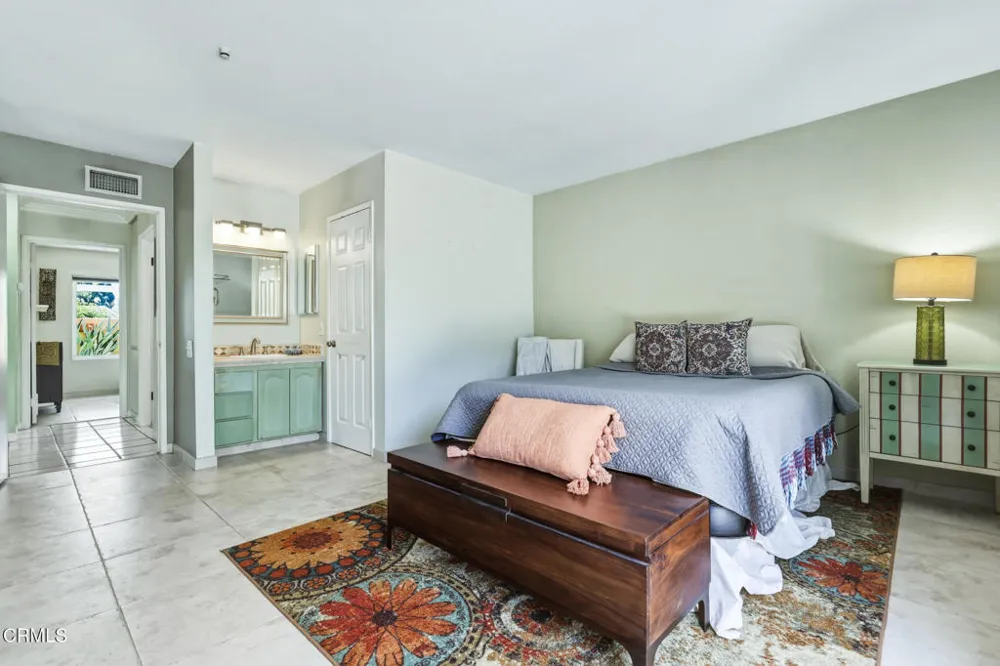 23591 Via Estella Mission Viejo, CA 92691