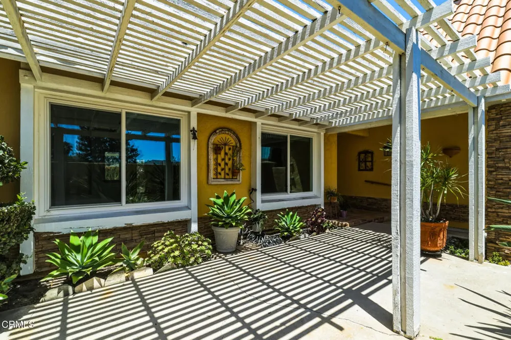 23591 Via Estella Mission Viejo, CA 92691