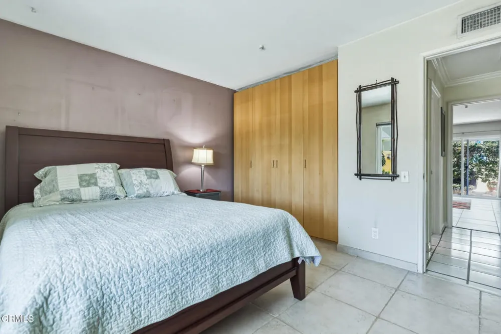 23591 Via Estella Mission Viejo, CA 92691