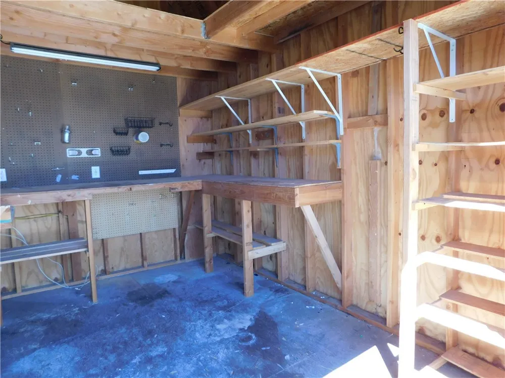 34480 COUNTY LINE ROAD #10 Yucaipa, CA 92399