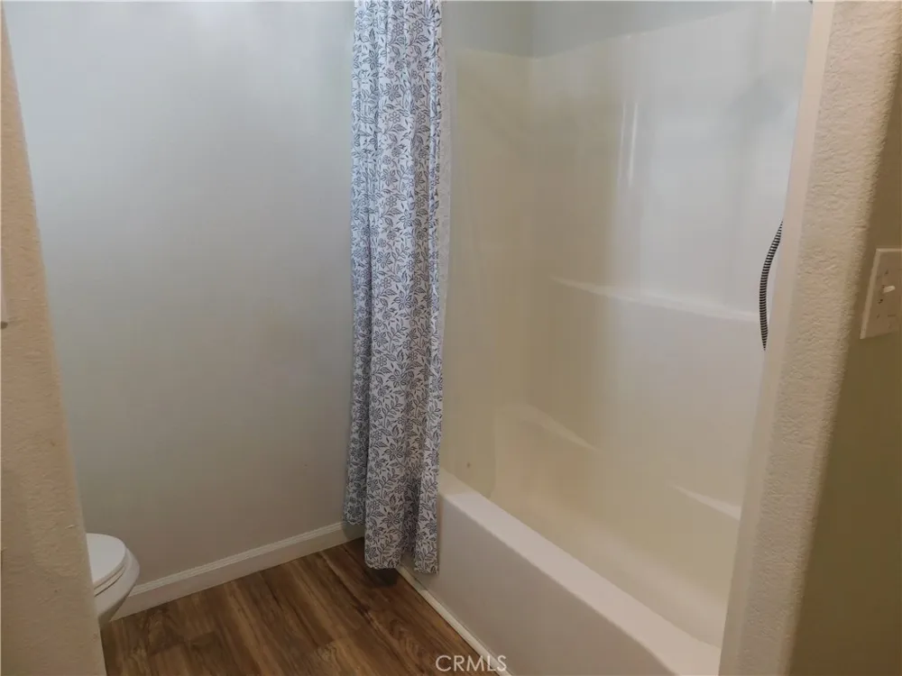 34480 COUNTY LINE ROAD #10 Yucaipa, CA 92399