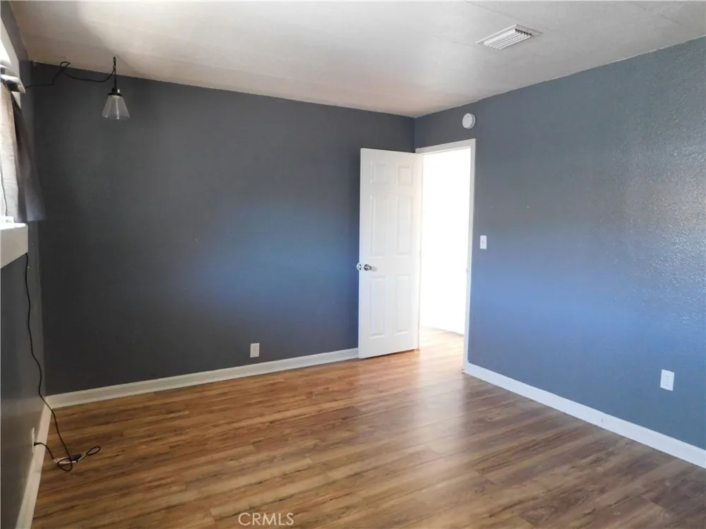 34480 COUNTY LINE ROAD #10 Yucaipa, CA 92399