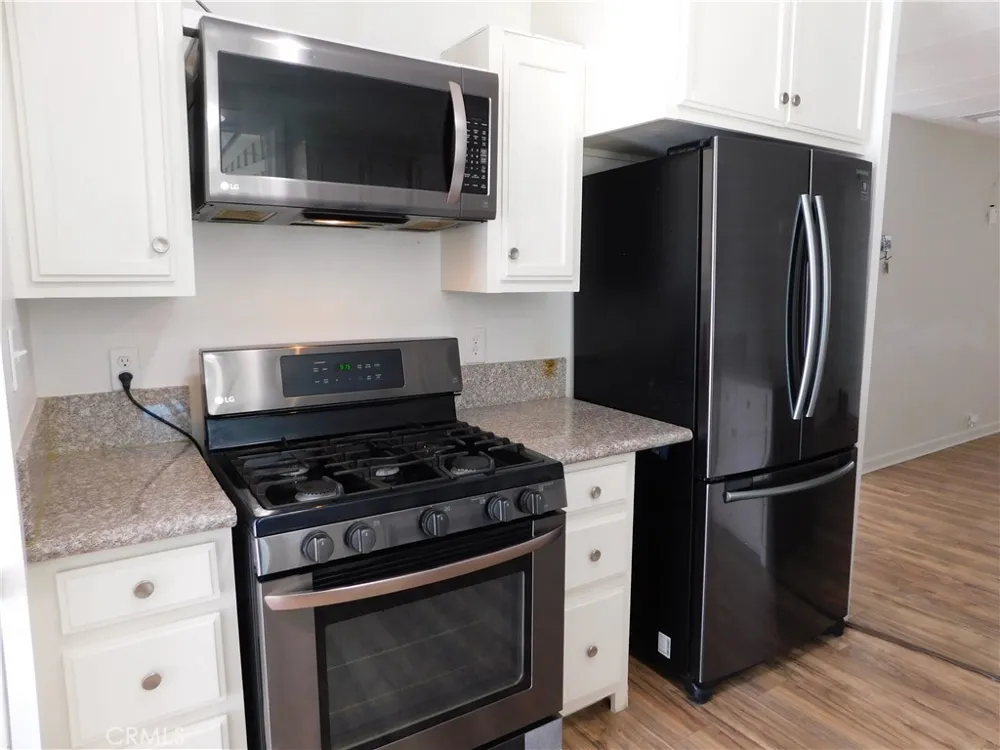 34480 COUNTY LINE ROAD #10 Yucaipa, CA 92399