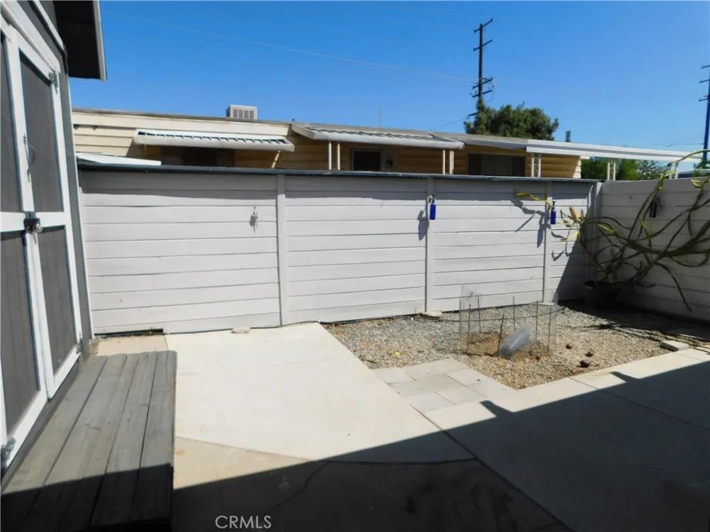 34480 COUNTY LINE ROAD #10 Yucaipa, CA 92399