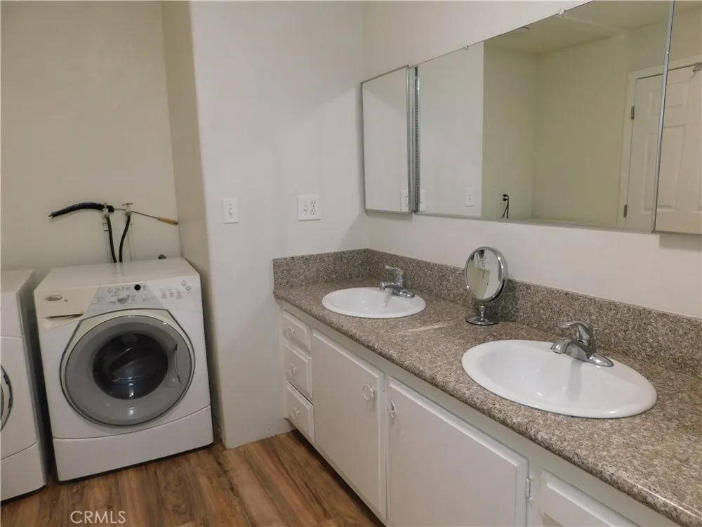 34480 COUNTY LINE ROAD #10 Yucaipa, CA 92399